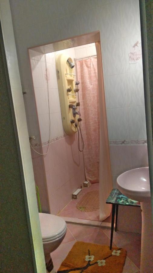 Уютный Дом У Моря 敖德萨 外观 照片